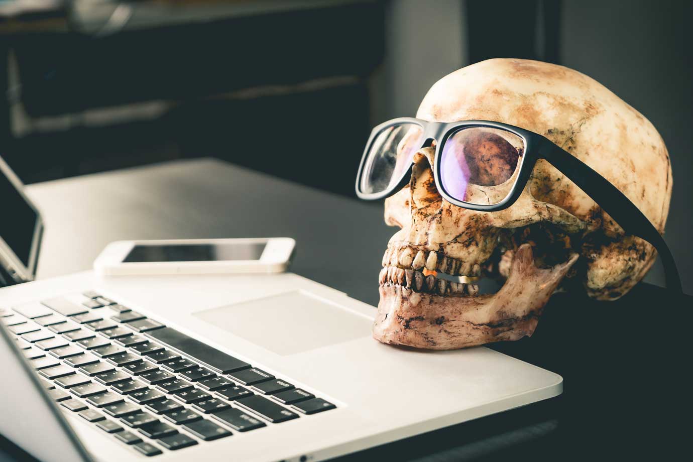 O seu guia final sobre morte digital (e como lidar com isso)